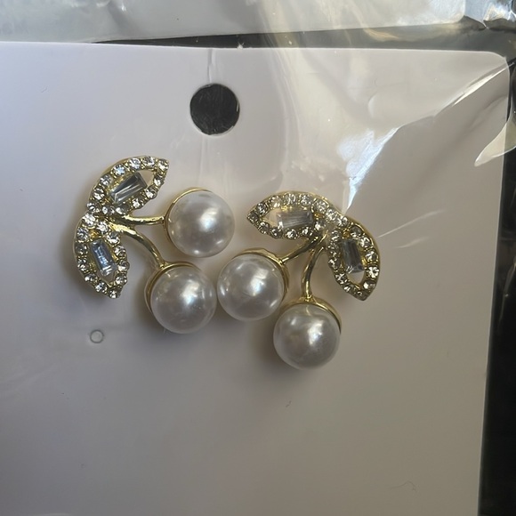 Pearl Cherry Rhinestone Earrings - Picture 8 of 9